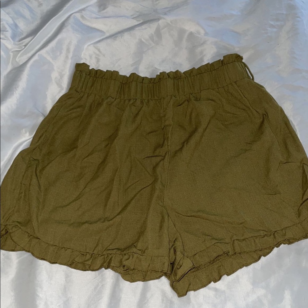 Army green high rise shorts